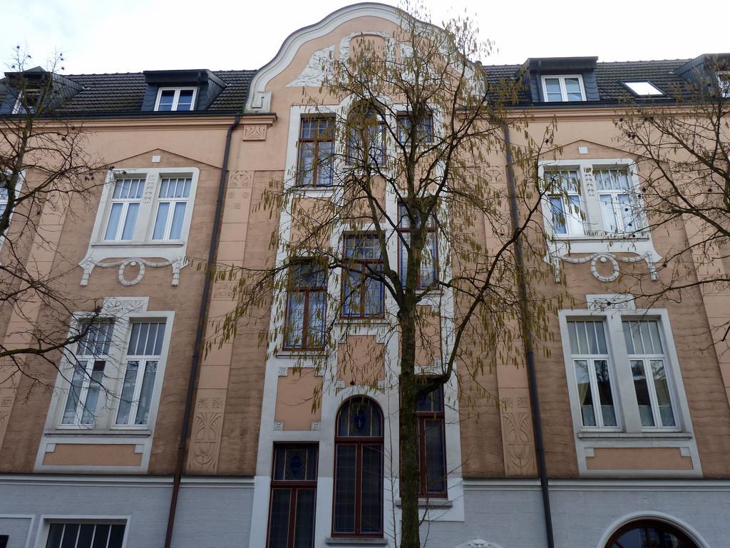 Hotel Zum Buegeleisen Duisburg Exterior foto