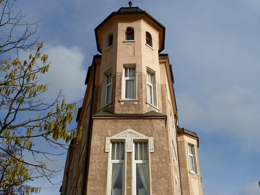 Hotel Zum Buegeleisen Duisburg Exterior foto